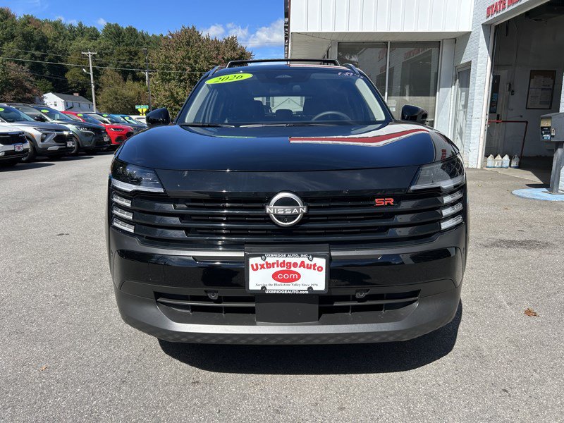 Used 2026 Nissan Kicks SR w/ Cold Weather Package AWD/4WD image 3
