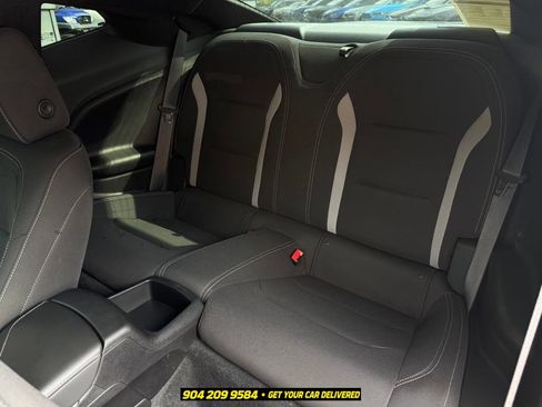 Used 2018 Chevrolet Camaro SS RWD image 27