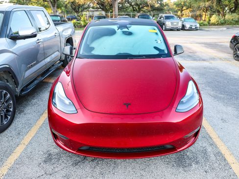 Used 2024 Tesla Model Y Performance AWD/4WD image 6