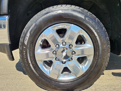 Used 2020 Chevrolet Silverado 2500 LTZ w/ LTZ Texas Edition AWD/4WD image 18