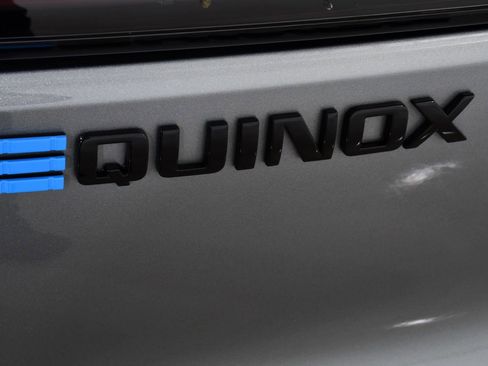 Used 2024 Chevrolet Equinox EV RS image 23