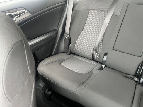 Used 2025 Kia Sportage LX FWD image 39
