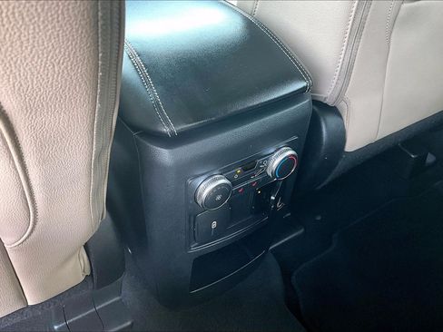 Used 2021 Ford Explorer Limited w/ Equipment Group 301A RWD image 34