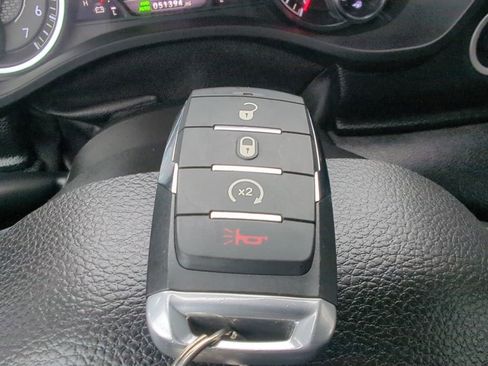 Used 2021 RAM 1500 Big Horn image 32