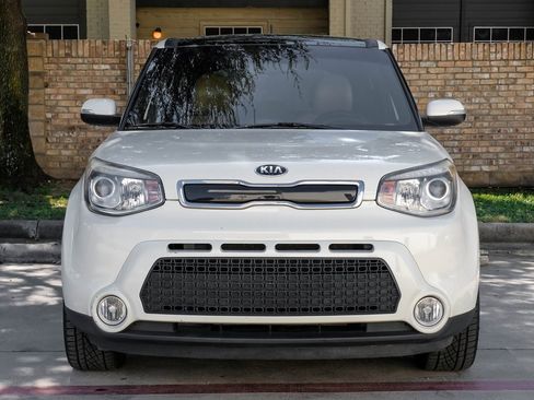 Used 2015 Kia Soul ! w/ Sun & Sound Package image 9