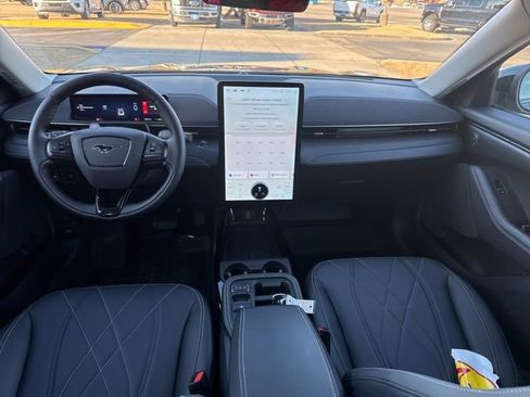 Used 2025 Ford Mustang Mach-E Select image 17