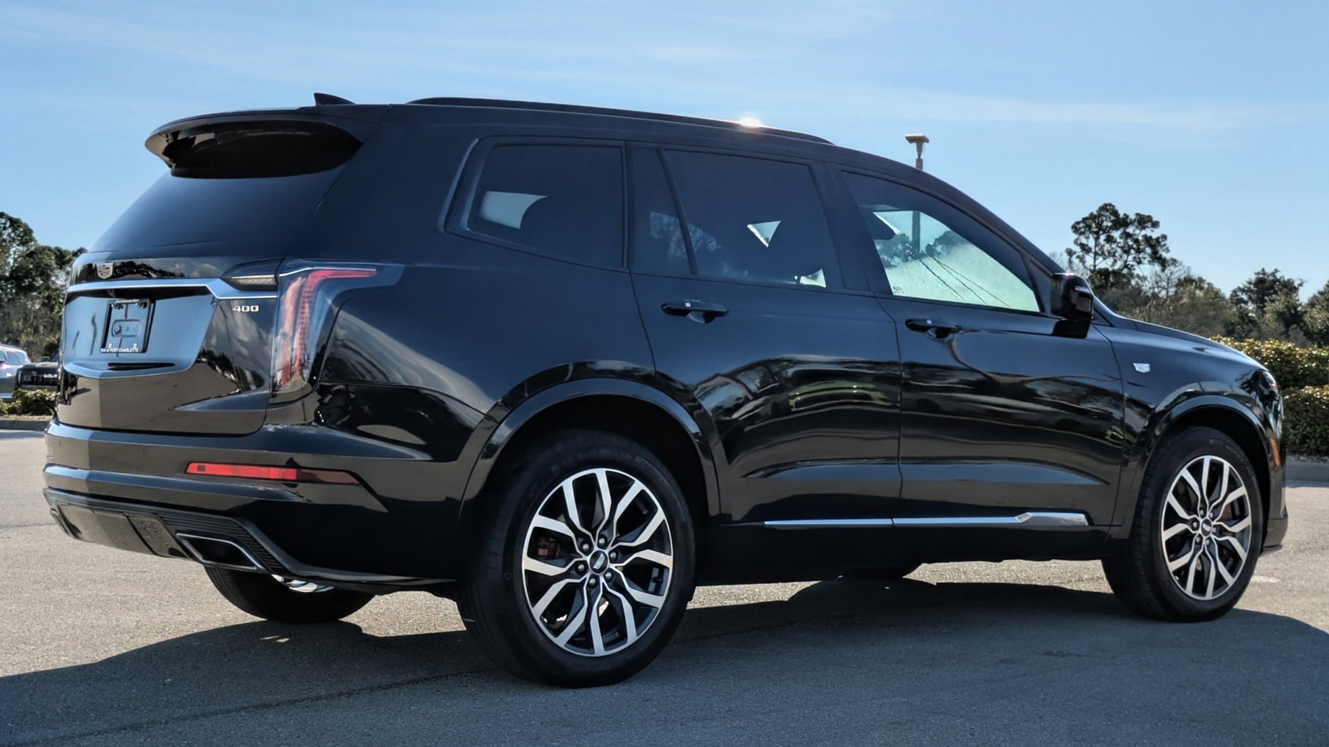 Used 2023 Cadillac XT6 Sport AWD/4WD image 4