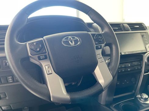 Used 2022 Toyota 4Runner Limited image 14
