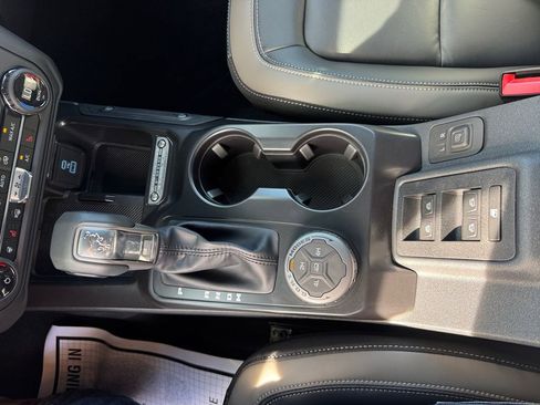 New 2025 Ford Bronco Outer Banks image 33