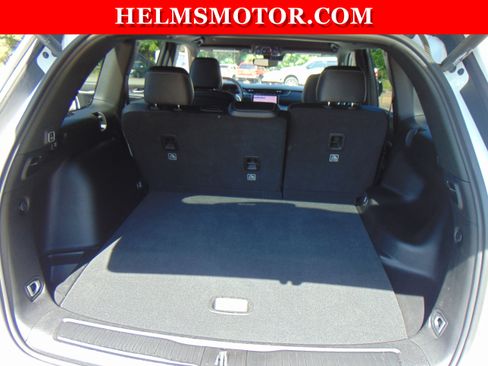 Used 2024 Jeep Grand Cherokee Limited w/ Black Appearance Package AWD/4WD image 33