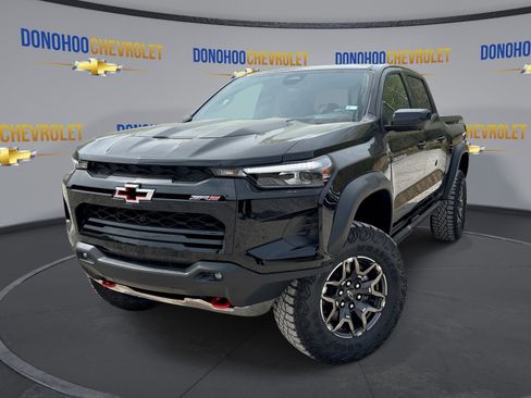 New 2026 Chevrolet Colorado ZR2 w/ Technology Package AWD/4WD image 4