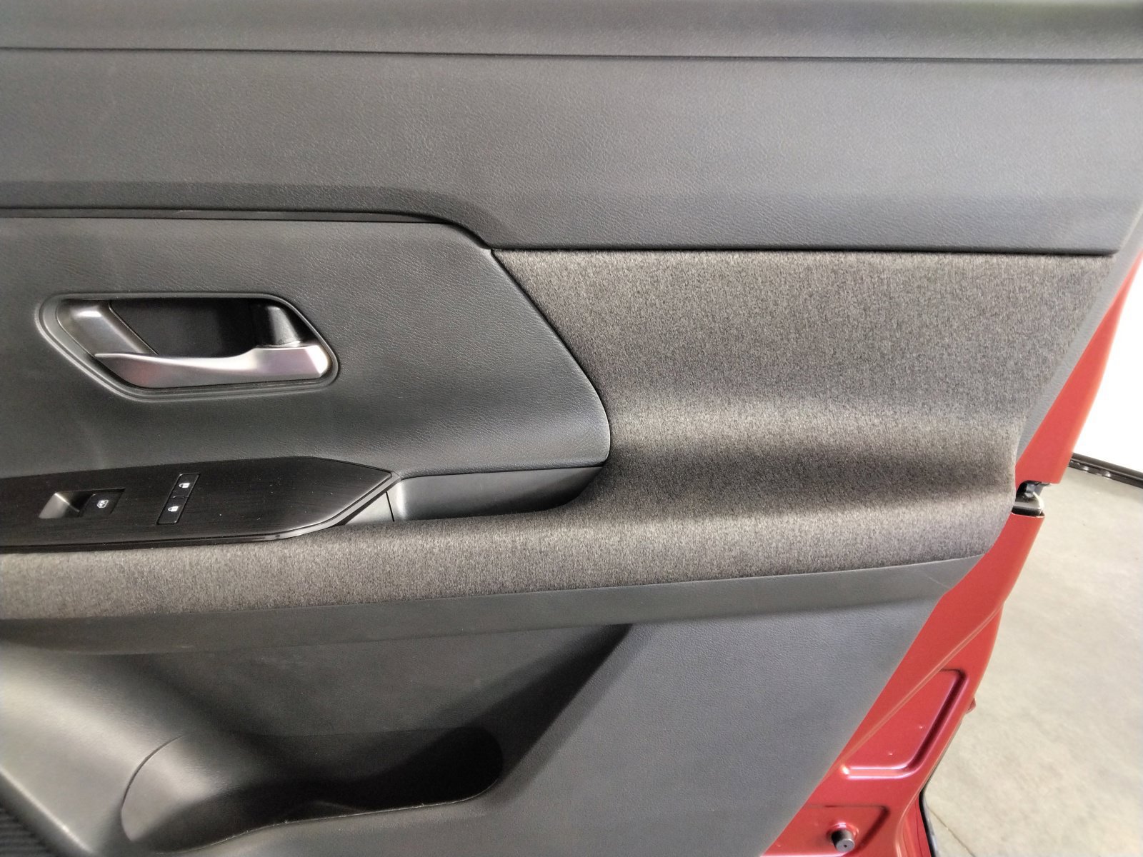 Used 2026 Nissan Kicks SV FWD image 31