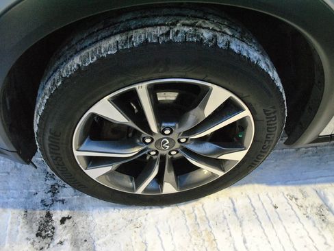 Used 2023 INFINITI QX60 Luxe image 30