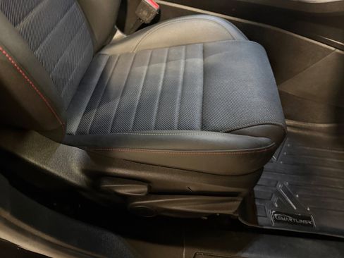 Certified 2023 Dodge Hornet GT w/ GT Blacktop Package image 7