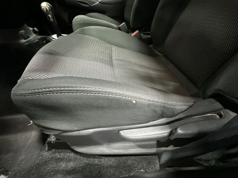 Used 2018 Nissan Versa SV image 18