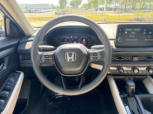 Certified 2026 Honda Accord LX image 21