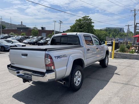 Used 2013 Toyota Tacoma 4x4 Double Cab w/ TRD Off-Road Pkg image 8