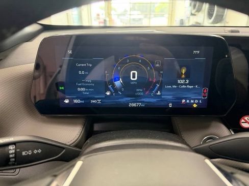 Used 2026 Chevrolet Equinox LT w/ Convenience Package II AWD/4WD image 19