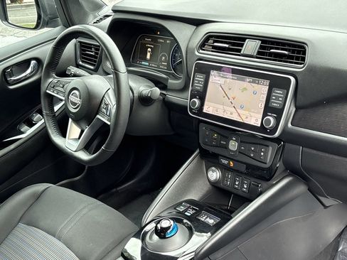 Used 2023 Nissan Leaf SV Plus image 26