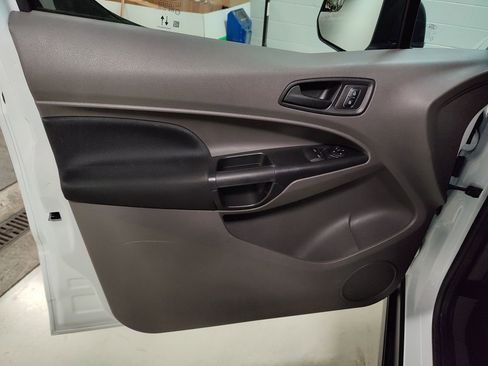 Used 2022 Ford Transit Connect XL image 24
