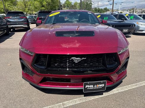 Used 2025 Ford Mustang GT Premium RWD image 37