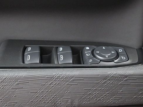 Used 2025 GMC Sierra 2500 AT4X image 12