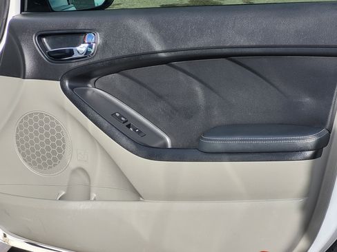 Used 2014 Kia Forte LX w/ Popular Package image 15