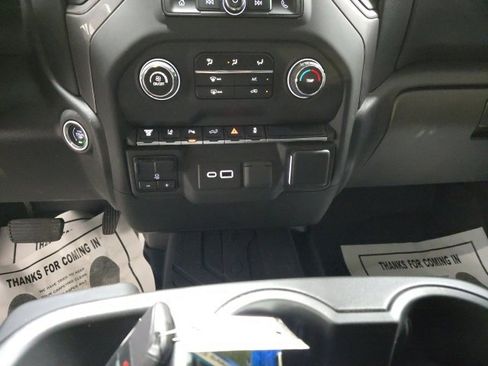 Used 2024 Chevrolet Silverado 2500 Custom w/ Custom Value Package image 22