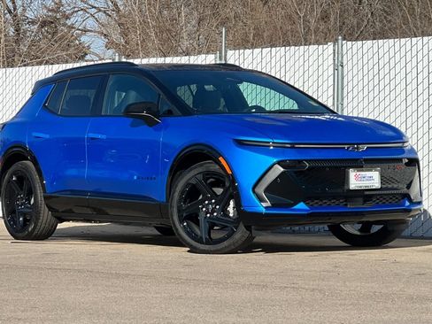 New 2026 Chevrolet Equinox EV RS image 2