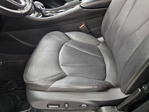 Used 2016 Buick Envision Premium AWD/4WD image 14