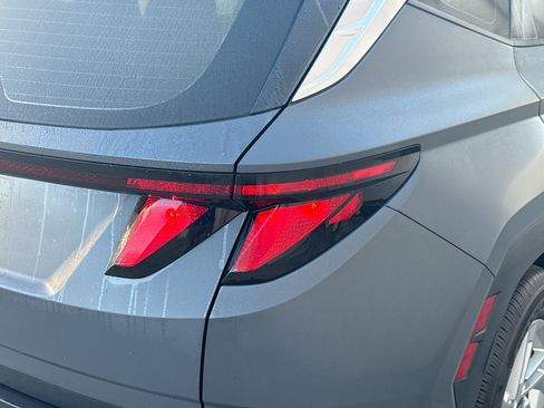 Used 2025 Hyundai Tucson SE image 26