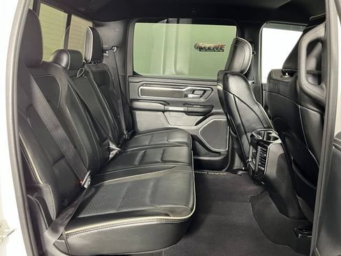 Used 2022 RAM 1500 Laramie AWD/4WD image 28