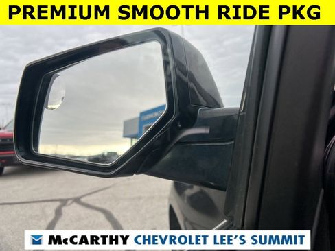 Used 2017 Chevrolet Tahoe LT image 18