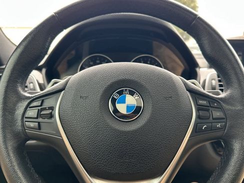 Used 2018 BMW 330e w/ Convenience Package image 26