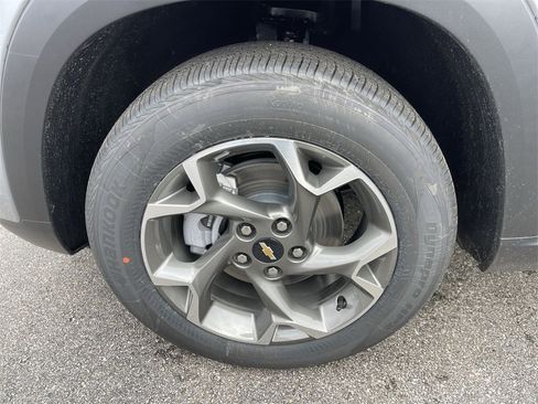 New 2026 Chevrolet Trax LT w/ Driver Confidence Package image 10