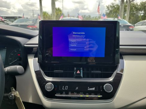 Used 2025 Toyota Corolla LE FWD image 26