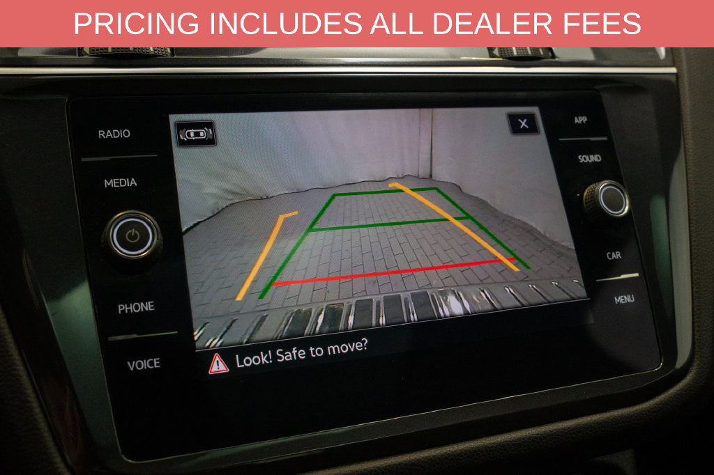 Used 2022 Volkswagen Tiguan SE R-Line AWD/4WD image 17