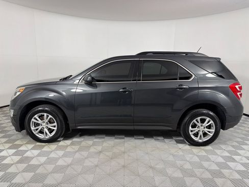 Used 2017 Chevrolet Equinox LT w/ Convenience Package image 8