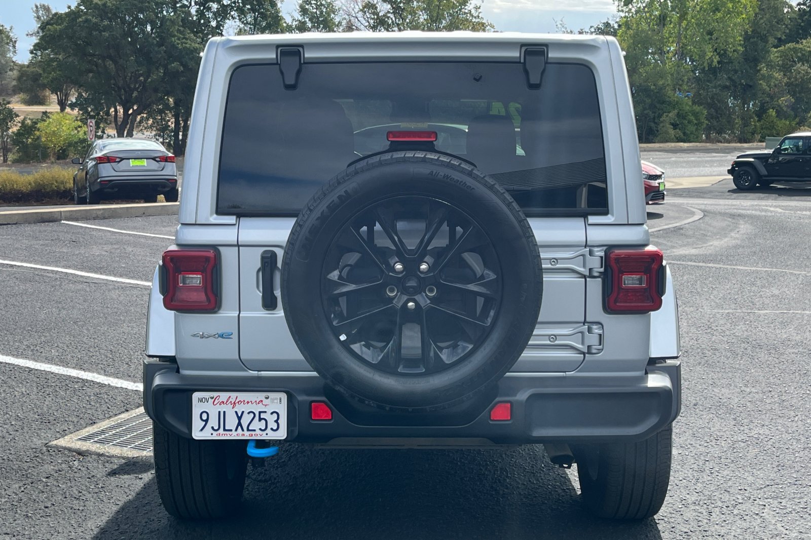 Used 2024 Jeep Wrangler Unlimited Sahara AWD/4WD image 68