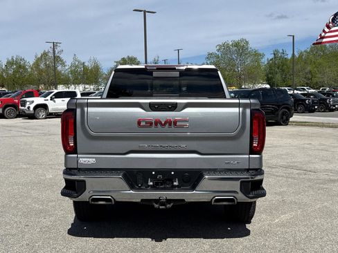Used 2023 GMC Sierra 1500 SLT w/ SLT Premium Package AWD/4WD image 9