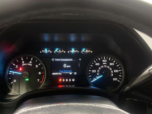 Used 2020 Ford F150 XLT w/ Equipment Group 302A Luxury AWD/4WD image 5
