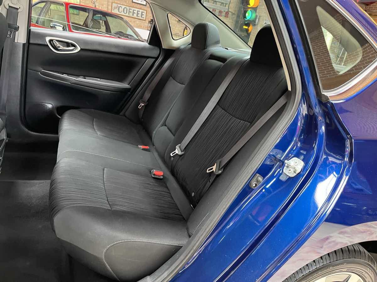 Used 2019 Nissan Sentra SV w/ Special Edition Package FWD image 22