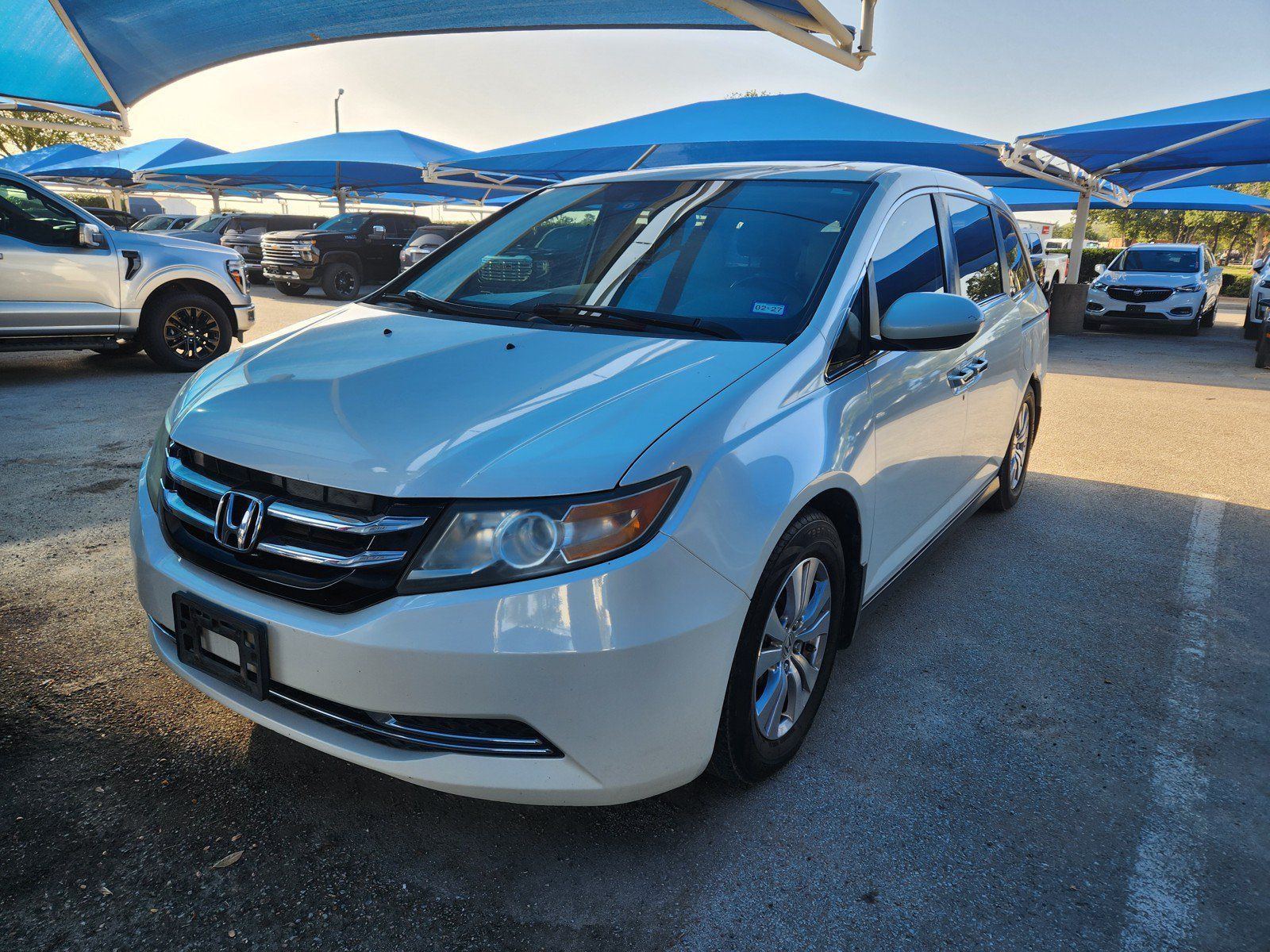 Used 2014 Honda Odyssey EX-L image 2