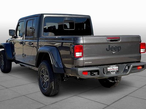 New 2025 Jeep Gladiator Sport image 12