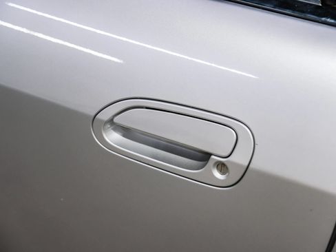 Used 2004 Honda S2000 image 33
