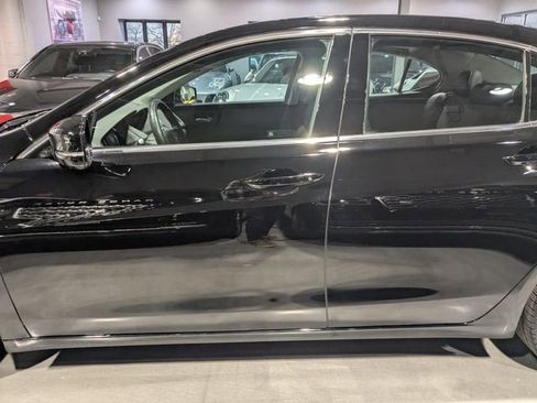 Used 2017 Acura TLX w/ Technology Package image 5