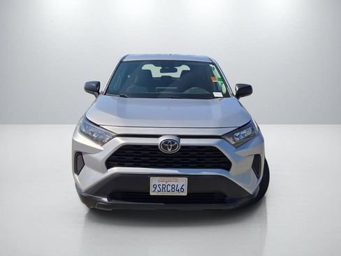 Used 2022 Toyota RAV4 LE w/ Carpet Mat Package (TMS) FWD image 2
