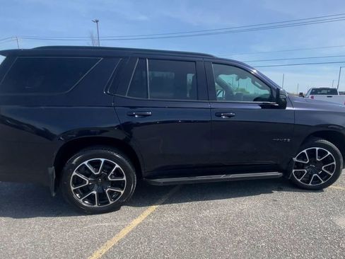 Certified 2022 Chevrolet Tahoe RST w/ Luxury Package AWD/4WD image 9