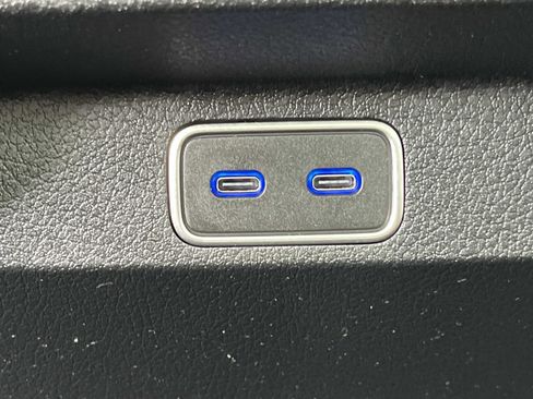 Used 2025 Mercedes-Benz GLE 350 4MATIC image 15