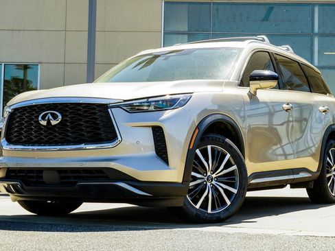 Certified 2023 INFINITI QX60 Sensory w/ Cargo Package AWD/4WD image 1